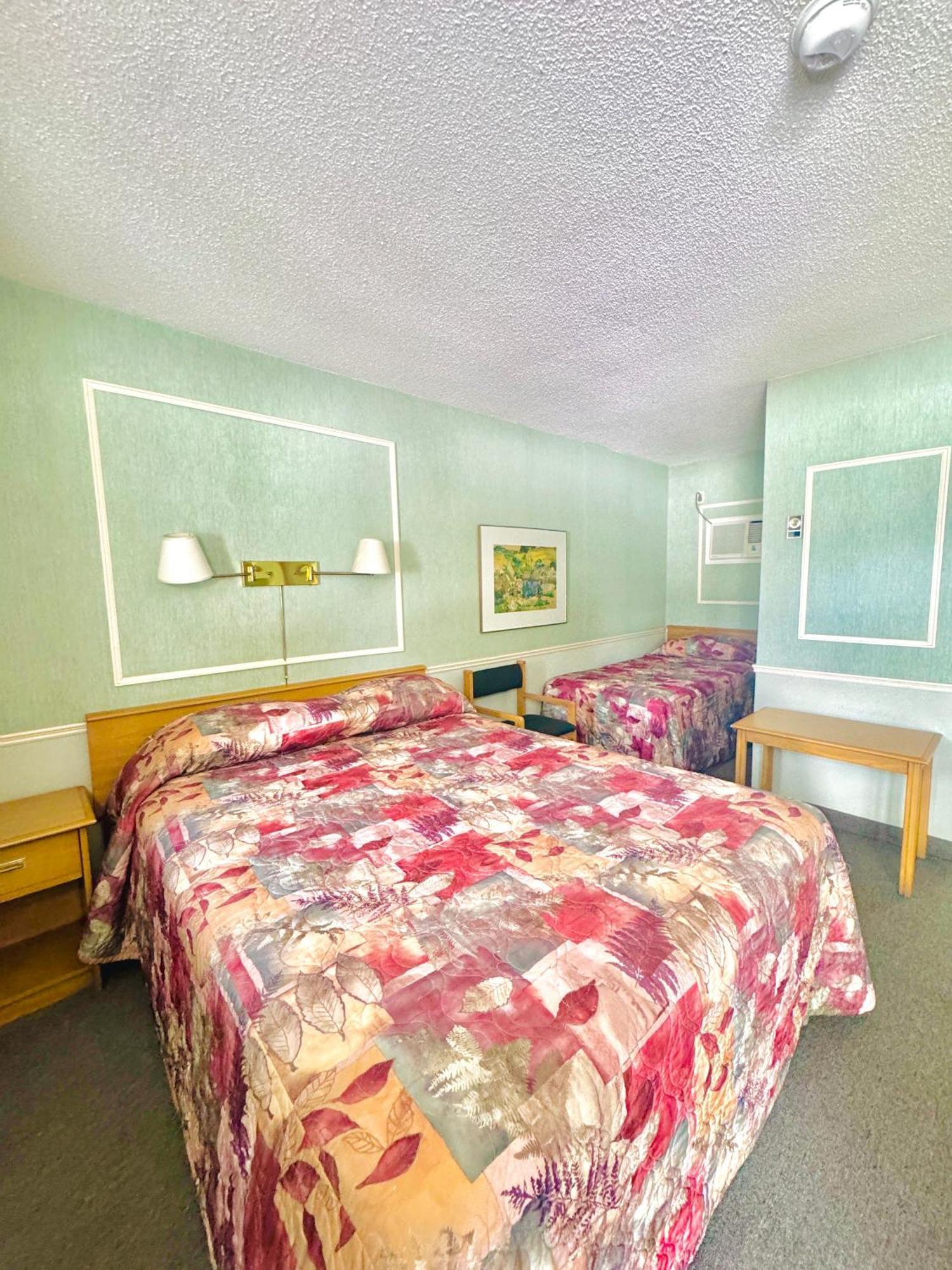 Adams Motel Sault Ste. Marie Exterior photo